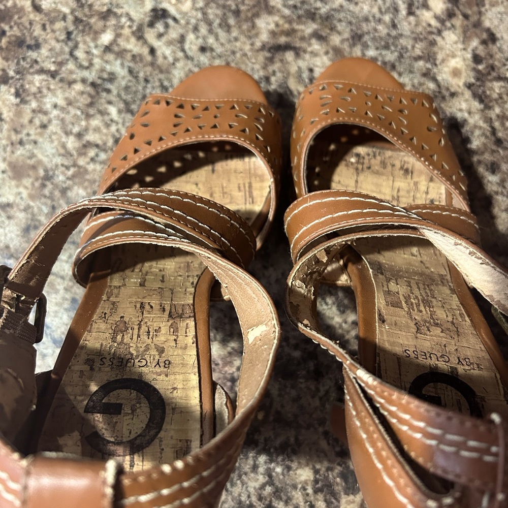 G by Guess 4 1/2 “ platform heels